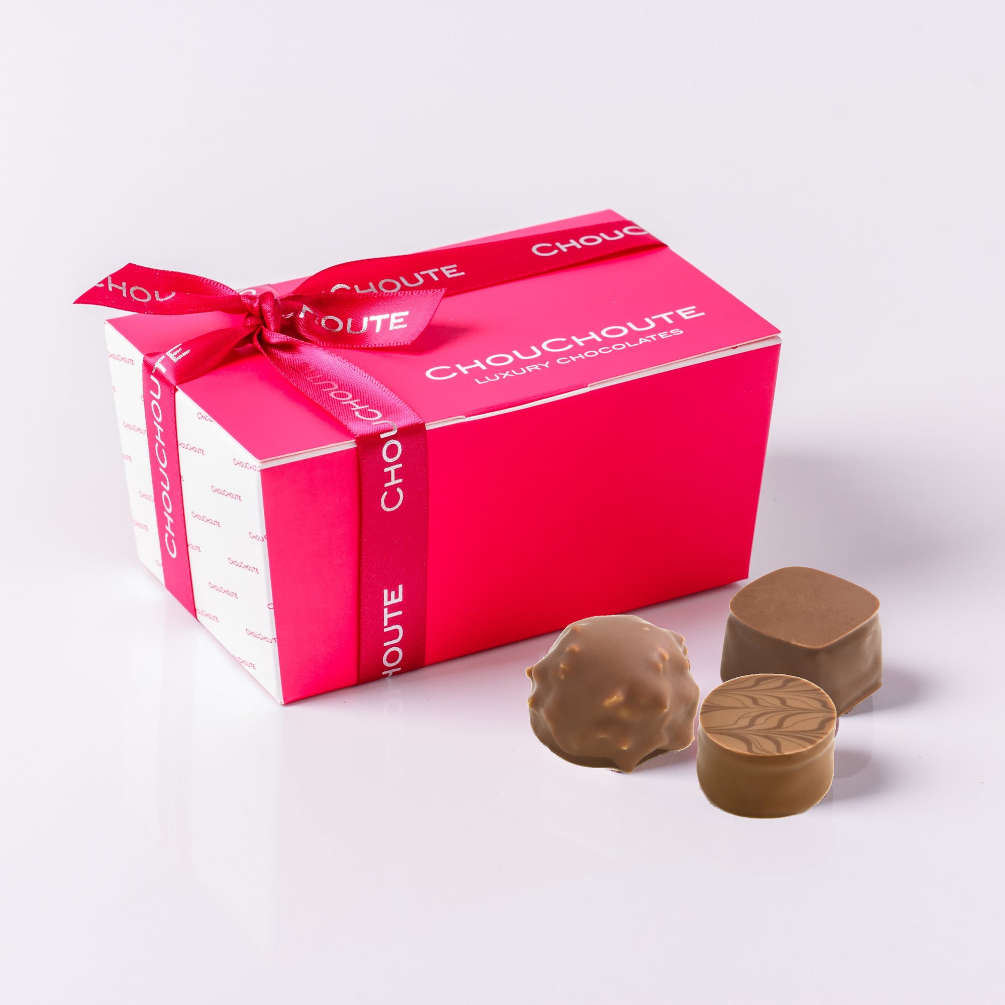 Ballotin 24 Milk Chocolates Spring Giftwrap