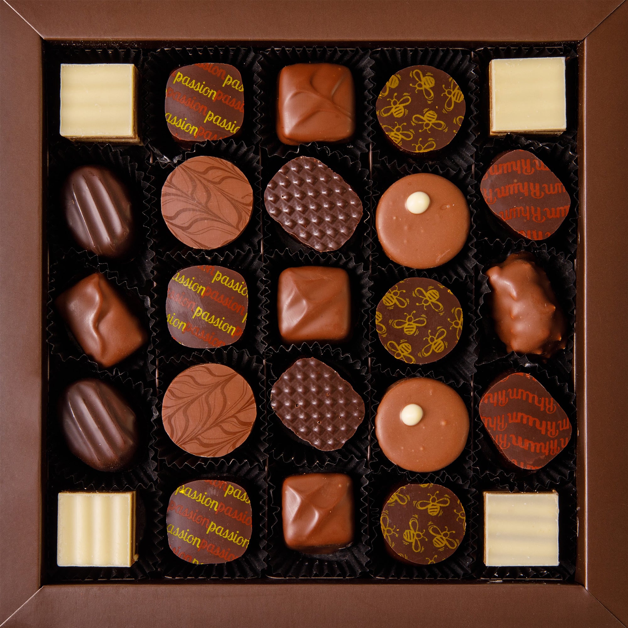 Prestige 25 Chocolates Assortment With Love Sleeve