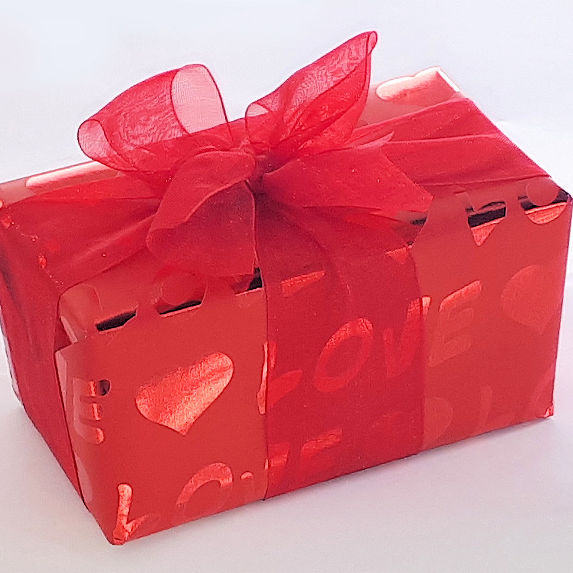 Ballotin 24 Milk Chocolates Alcohol-Free Love Heart Giftwrap