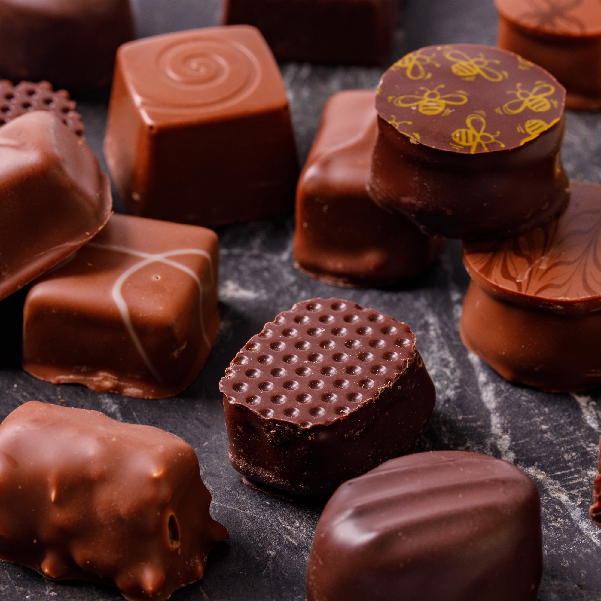 Ballotin 42 Chocolates Assortment Love Heart Sleeve